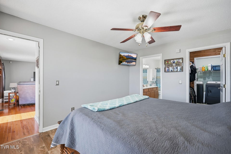 Photo #17: 1115 Daisy Lane