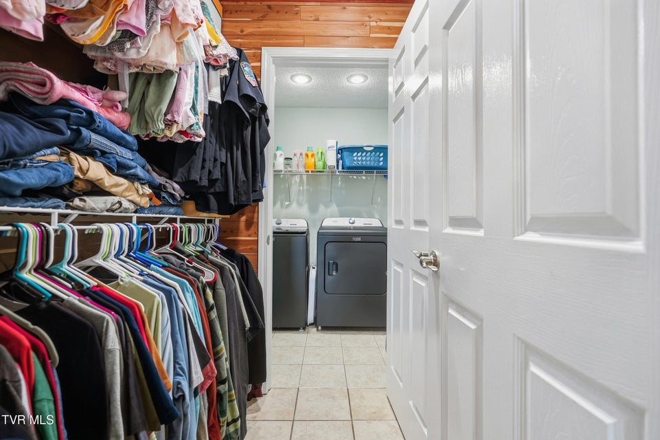 Photo #19: 1115 Daisy Lane