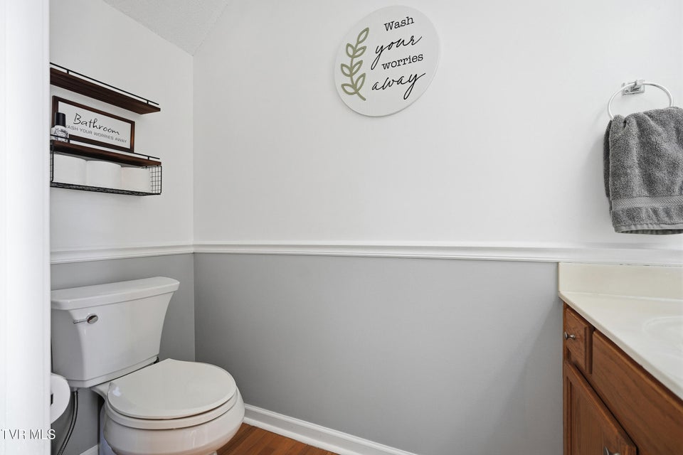 Photo #22: 1115 Daisy Lane