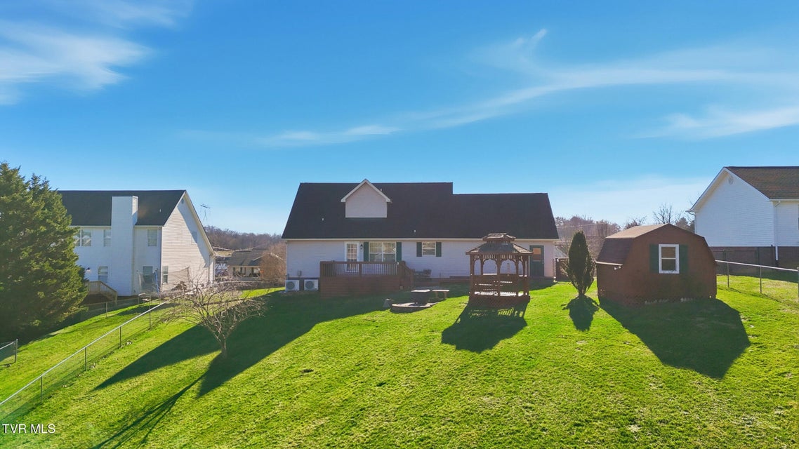 Photo #43: 1115 Daisy Lane