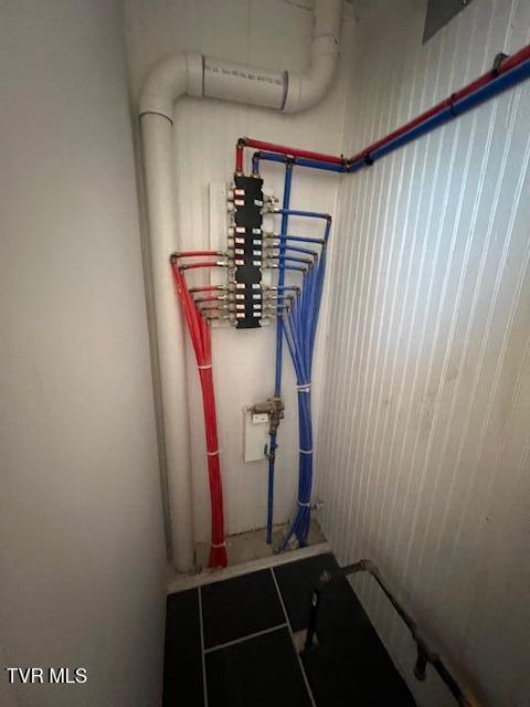 Photo #26: 16106 Lee Highway