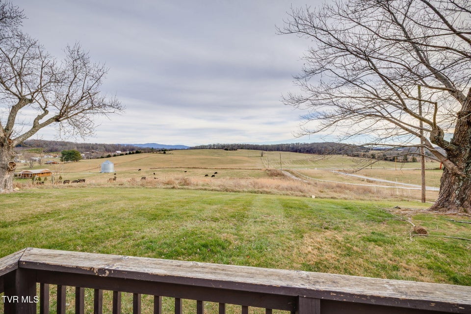 Photo #6: 2040 Warrensburg Road