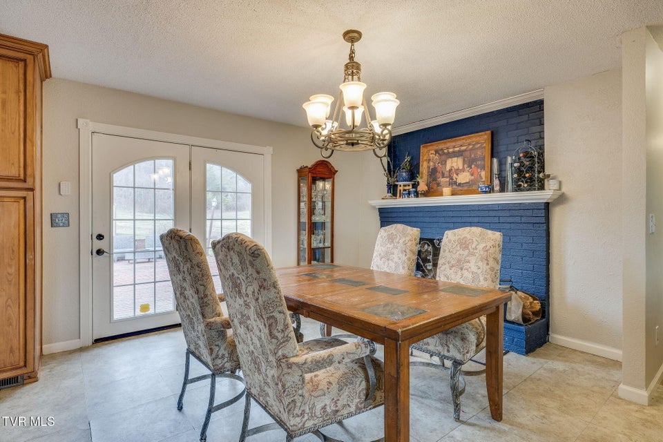 Photo #12: 2040 Warrensburg Road