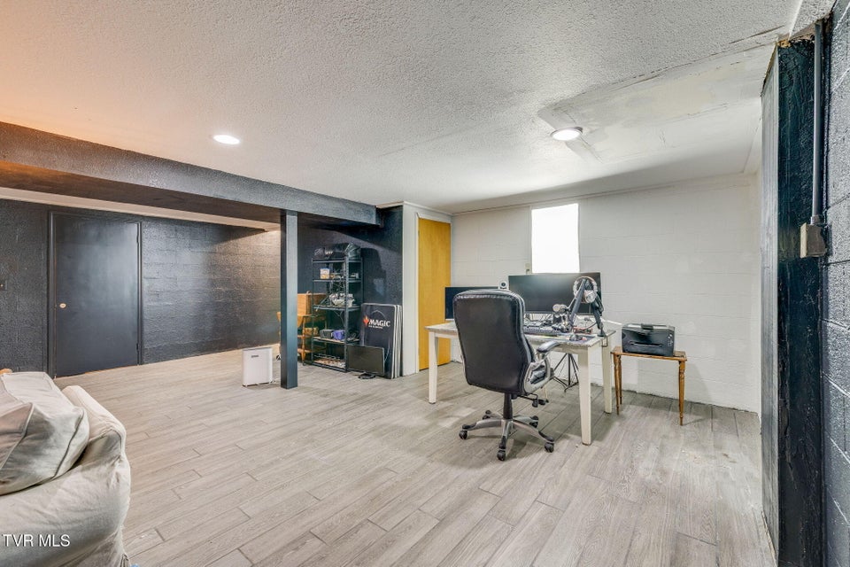 Photo #33: 2040 Warrensburg Road