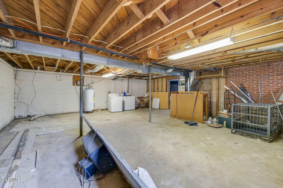 Photo #36: 2040 Warrensburg Road