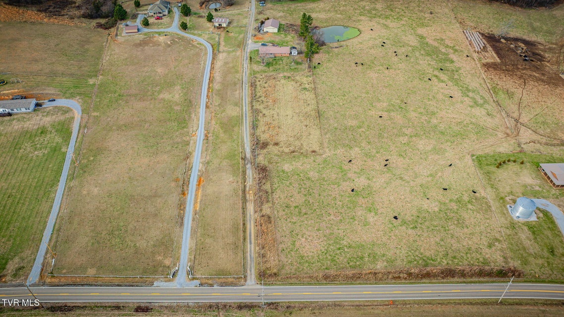 Photo #43: 2040 Warrensburg Road