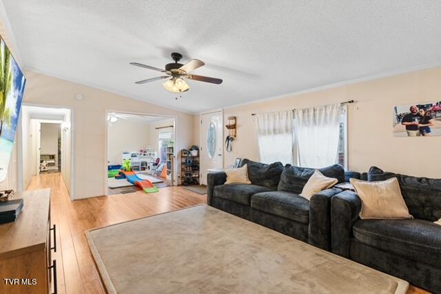 Photo #4: 736 Susong Memorial Road