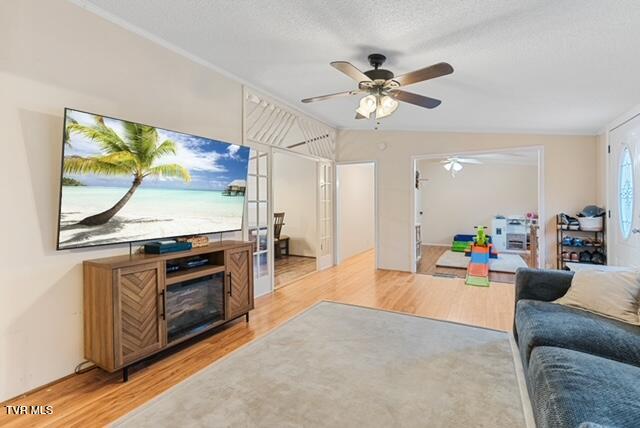 Photo #3: 736 Susong Memorial Road