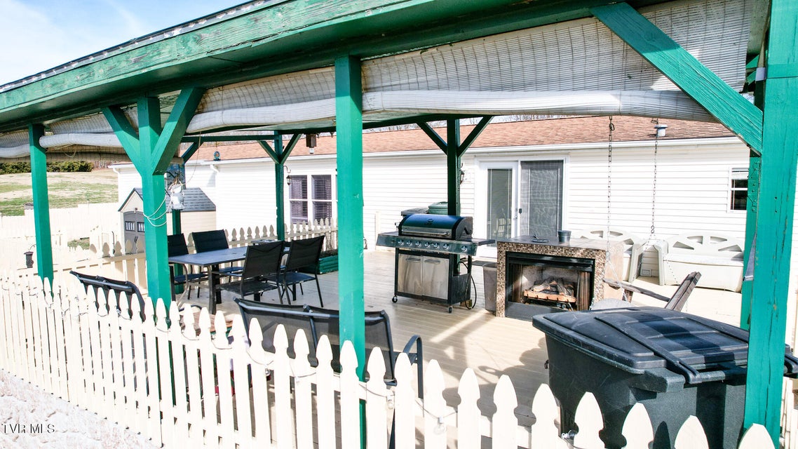 Photo #50: 736 Susong Memorial Road