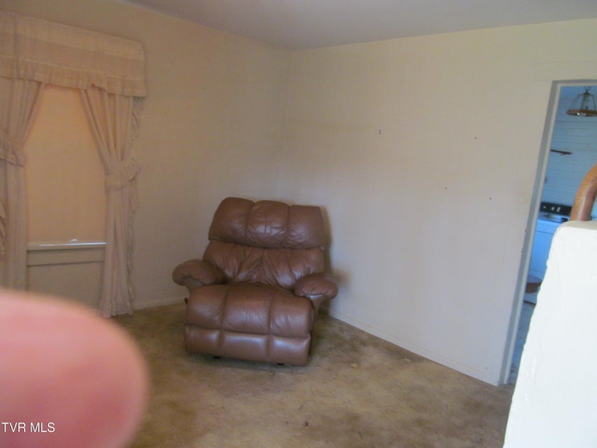 Photo #6: 90 Lake Meadow Drive