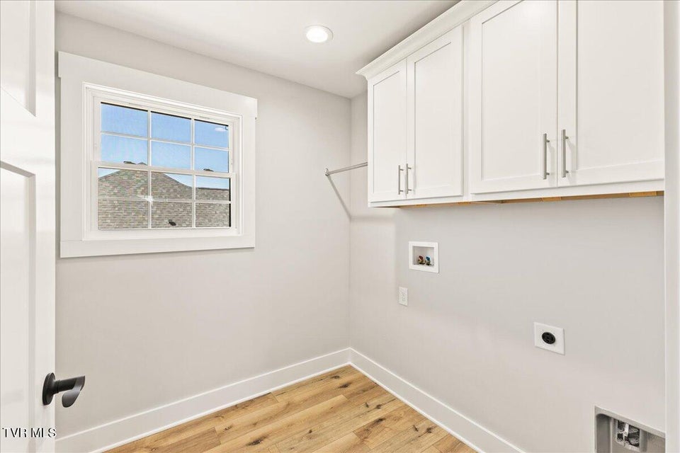 Photo #15: 1270 Cabot Cove