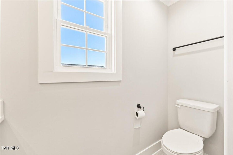 Photo #32: 1270 Cabot Cove