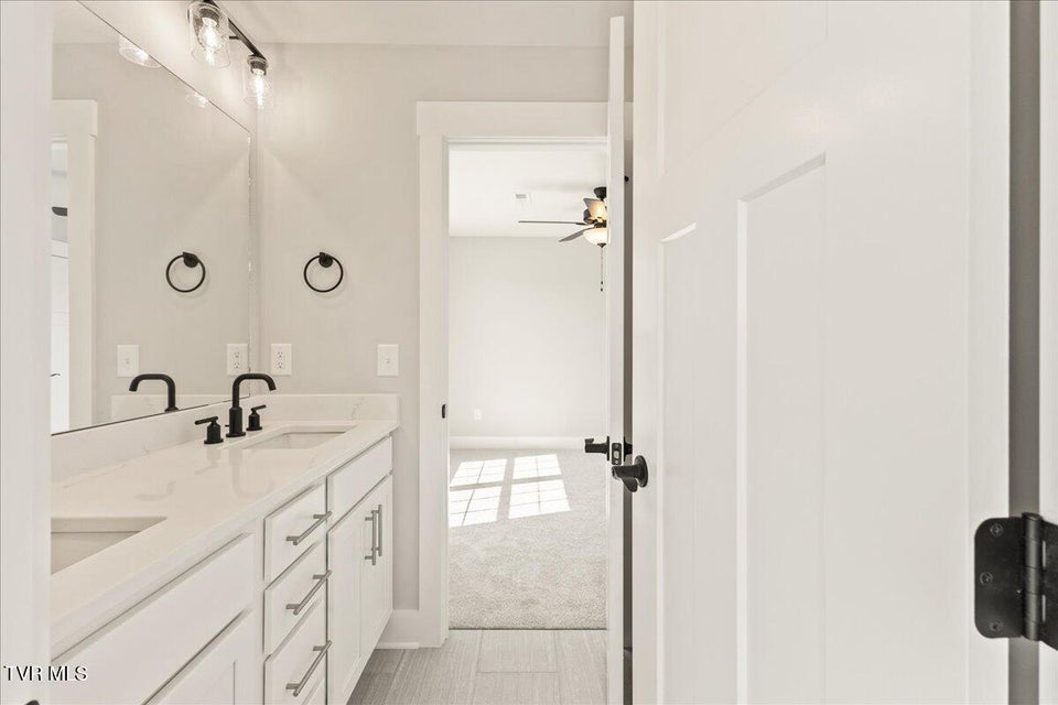 Photo #20: 1270 Cabot Cove