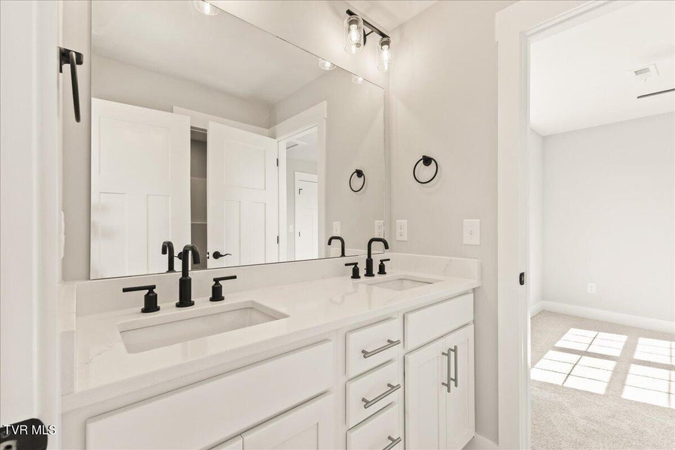 Photo #21: 1270 Cabot Cove