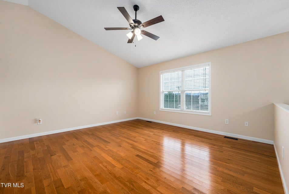 Photo #8: 510 Mockingbird Place