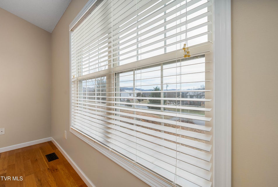 Photo #10: 510 Mockingbird Place