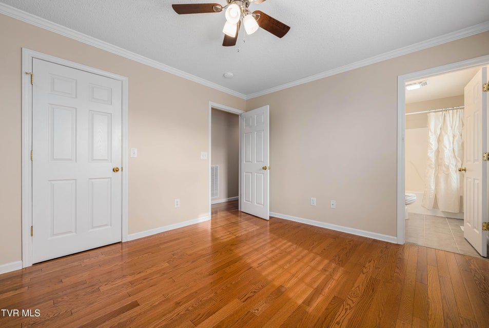 Photo #25: 510 Mockingbird Place