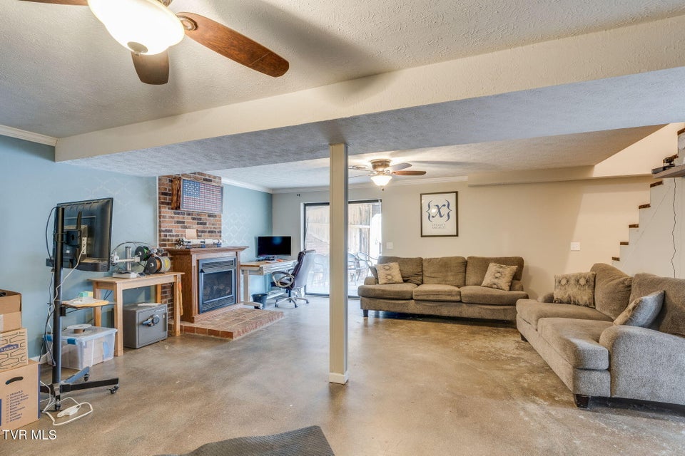 Photo #22: 1025 Amersham Road