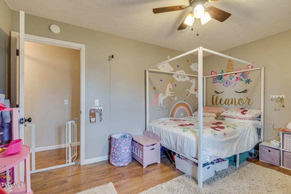 Photo #15: 1025 Amersham Road