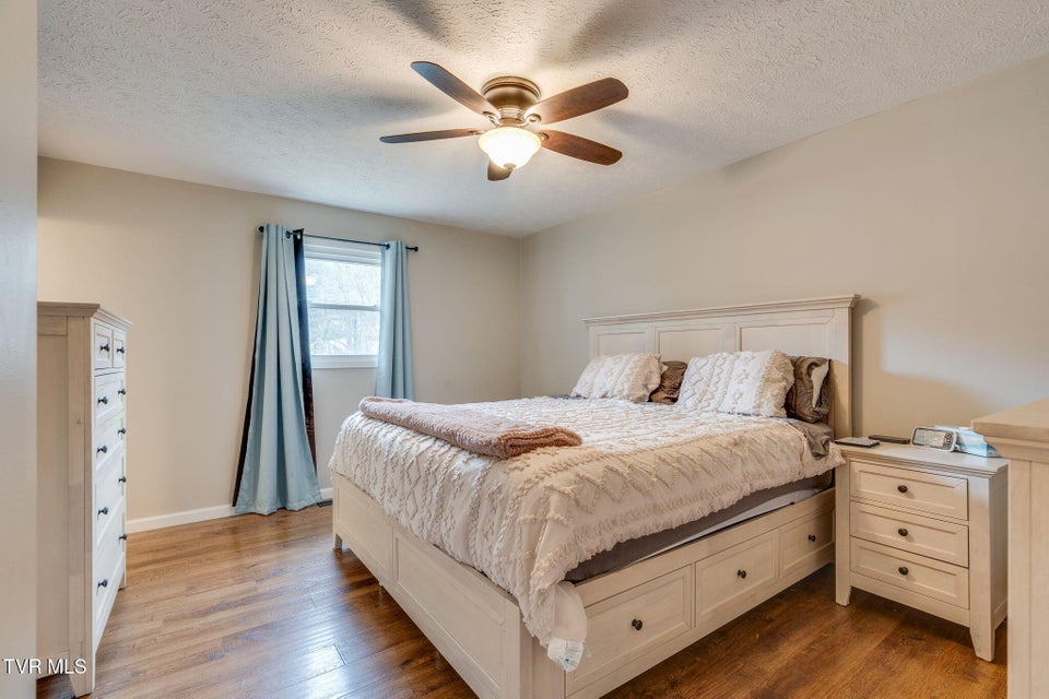 Photo #10: 1025 Amersham Road