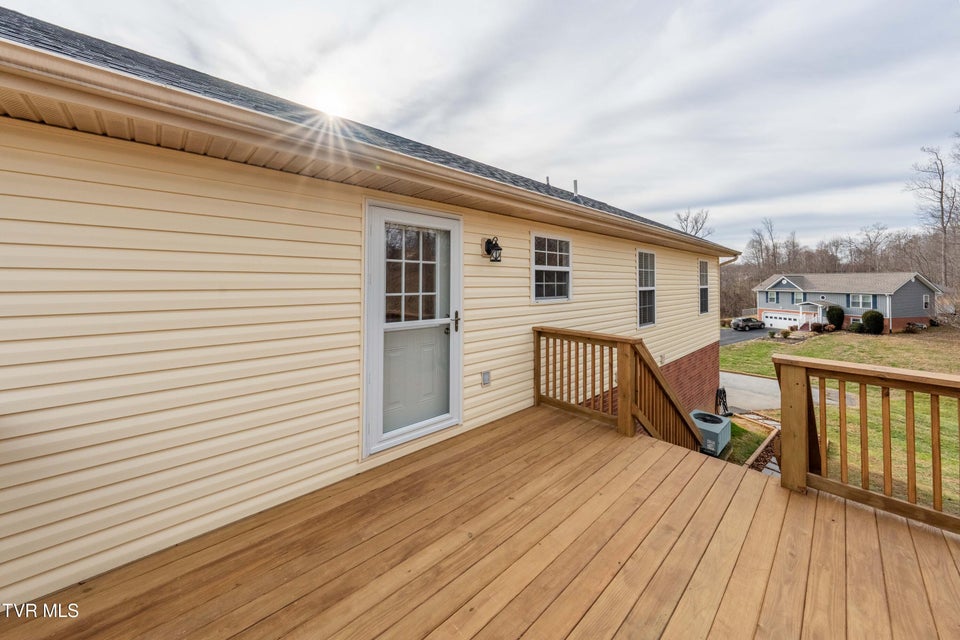 Photo #42: 510 Mockingbird Place