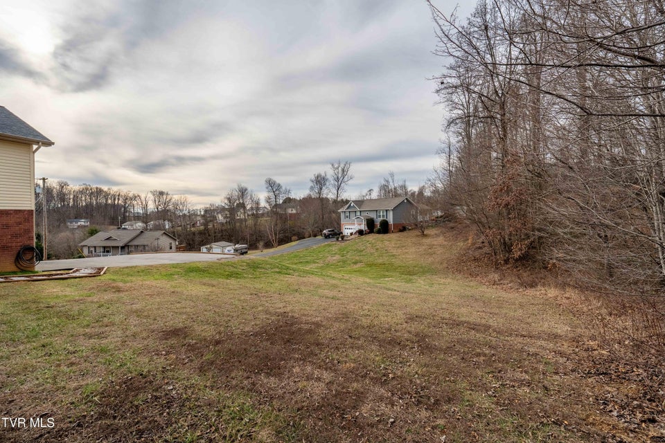 Photo #46: 510 Mockingbird Place