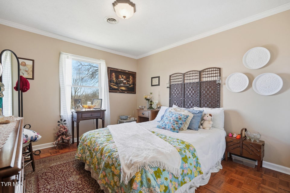 Photo #31: 2660 Warren Drive Drive