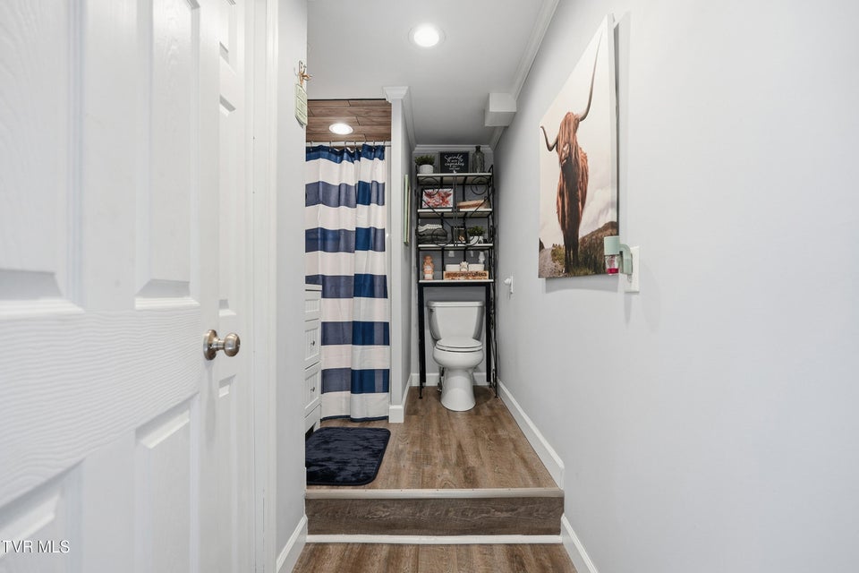 Photo #39: 2660 Warren Drive Drive