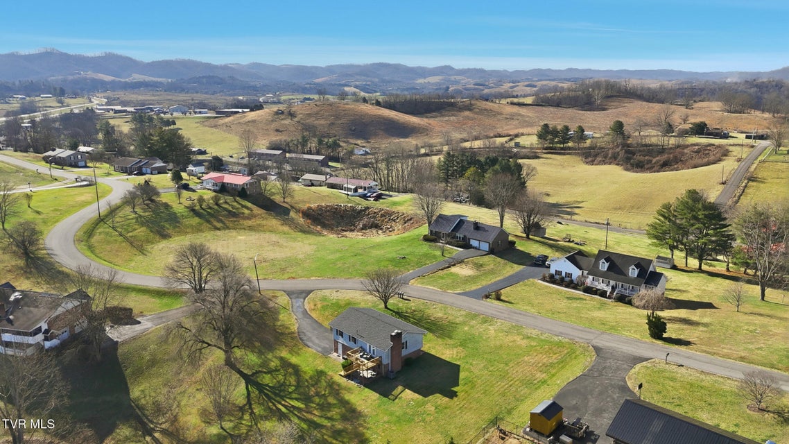 Photo #42: 2660 Warren Drive Drive