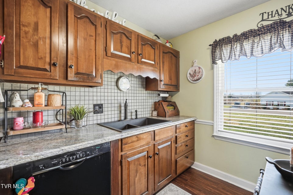 Photo #21: 2660 Warren Drive Drive