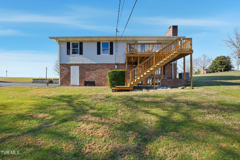 Photo #7: 2660 Warren Drive Drive