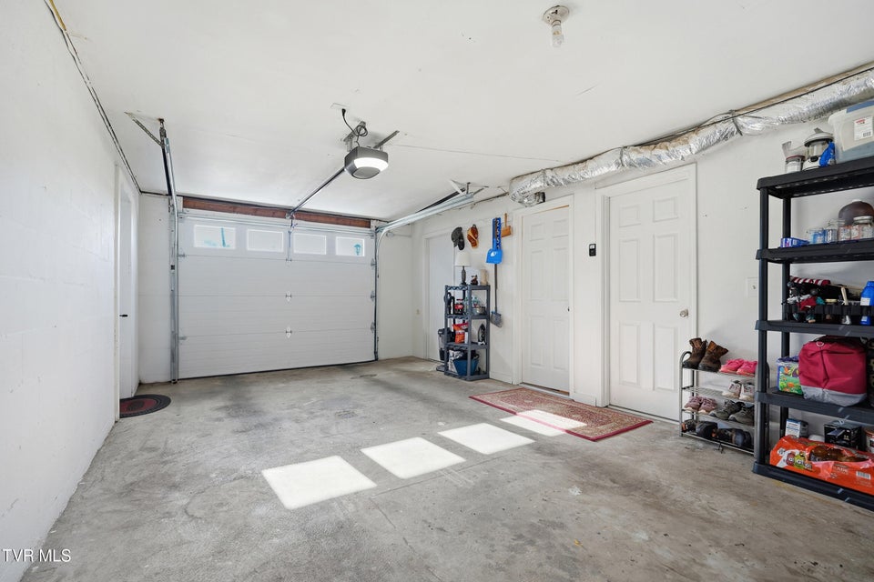 Photo #43: 2660 Warren Drive Drive