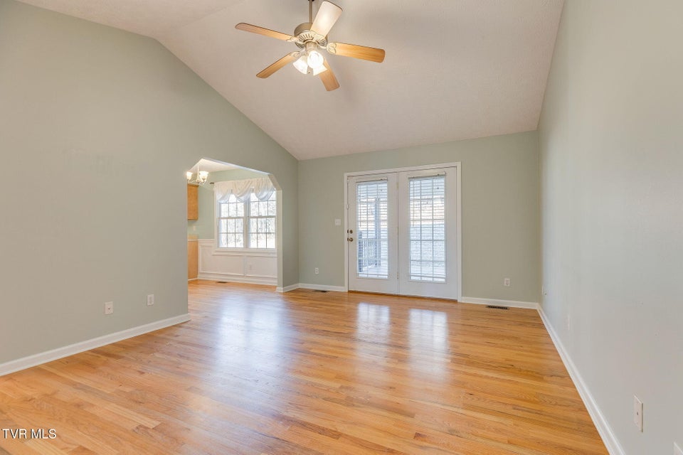 Photo #6: 1032 Carrington Court