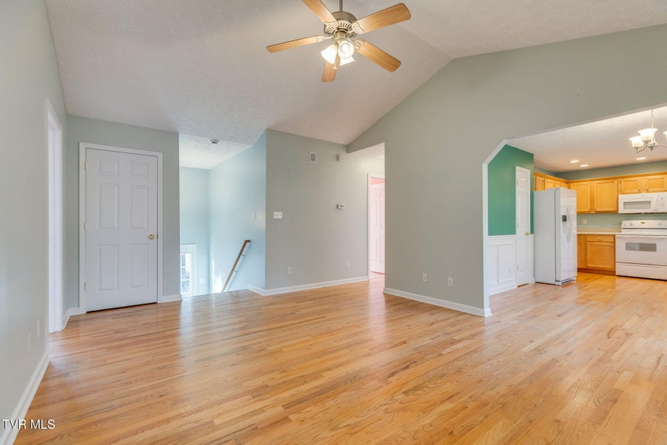 Photo #7: 1032 Carrington Court