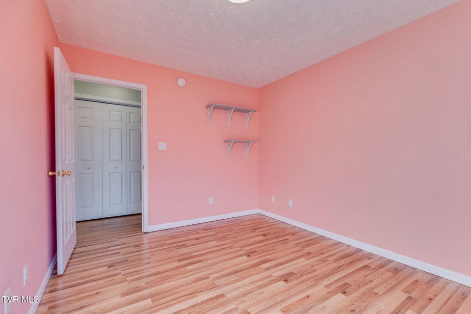 Photo #17: 1032 Carrington Court