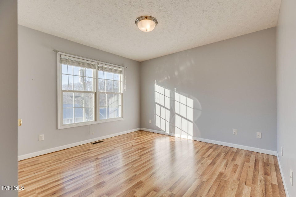 Photo #20: 1032 Carrington Court