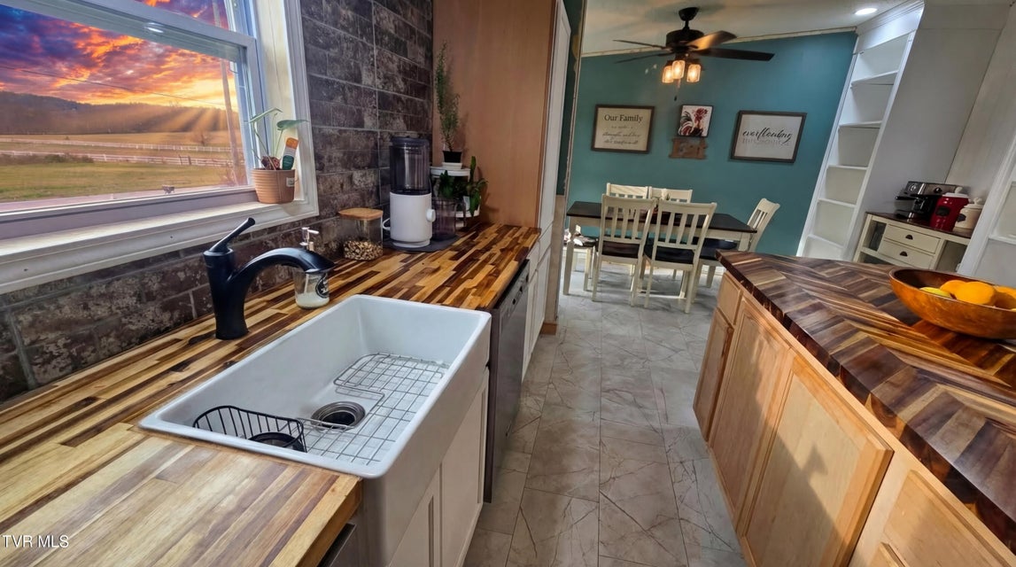 Photo #9: 1435 Bailey Bridge Road