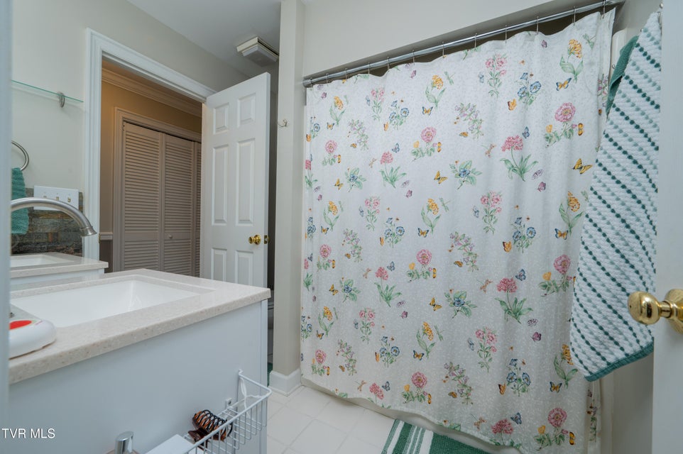 Photo #13: 2030 Manor Court