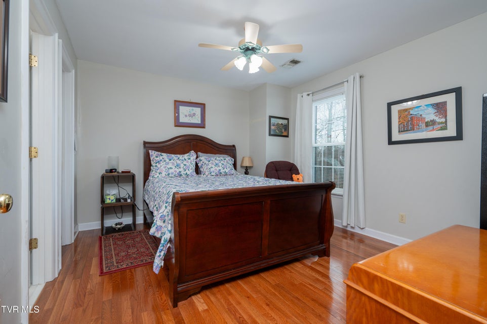 Photo #14: 2030 Manor Court