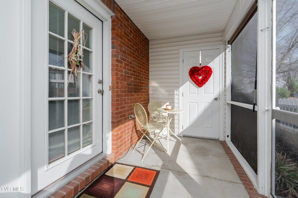 Photo #26: 2030 Manor Court