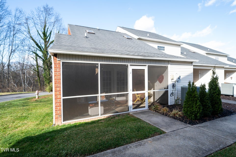 Photo #30: 2030 Manor Court