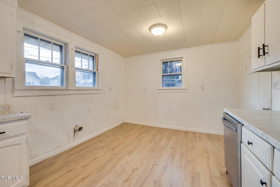 Photo #13: 133 Pinehurst Drive