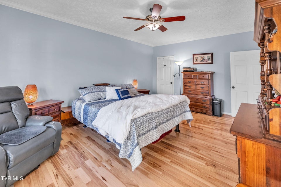 Photo #42: 25021 Grey Heron Court