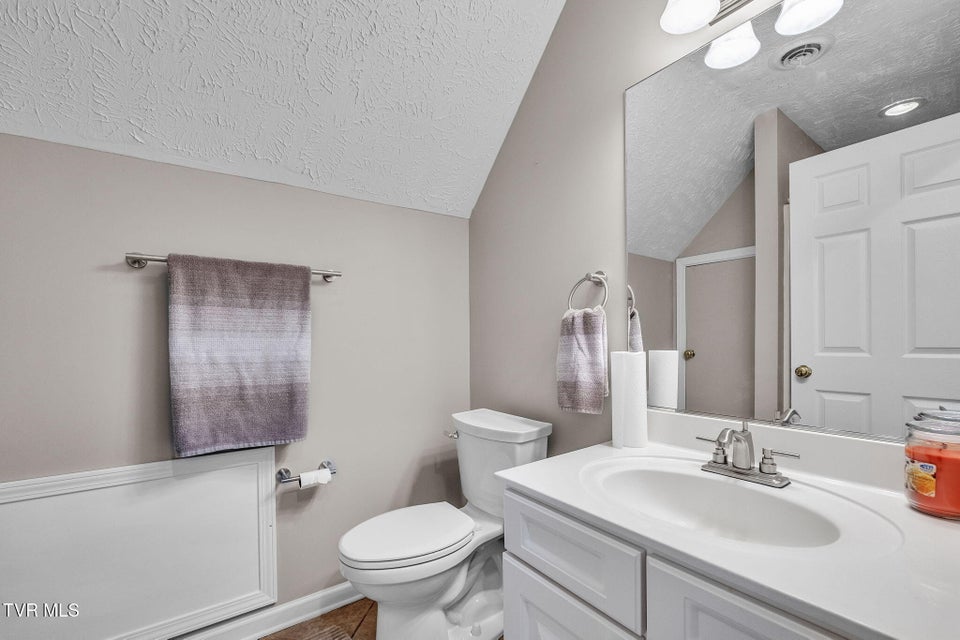 Photo #45: 25021 Grey Heron Court