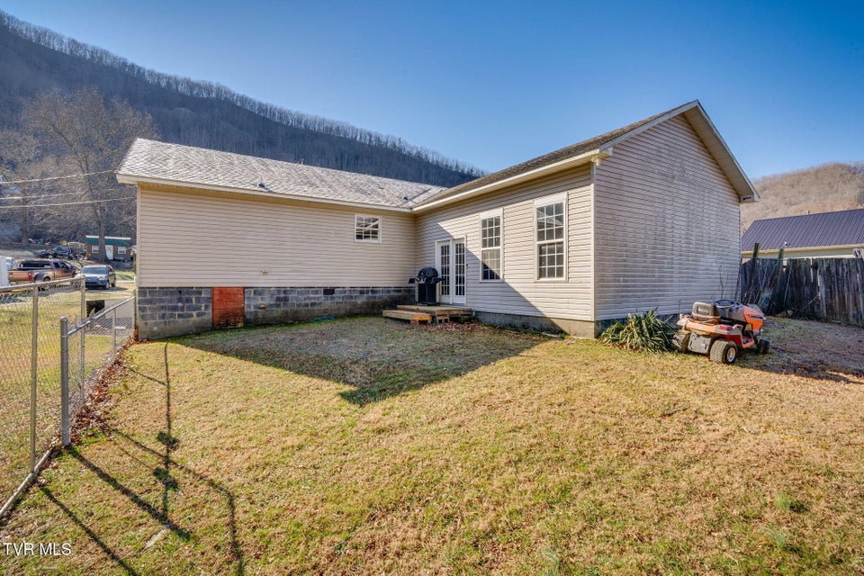 Photo #31: 334 Little Germany Road