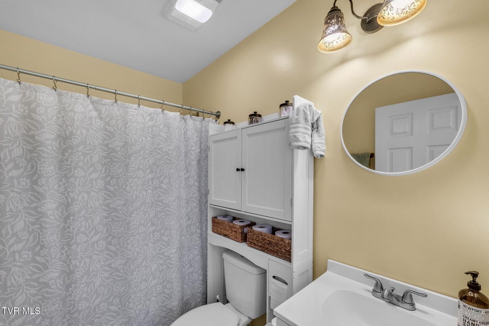 Photo #27: 18408 Fortunes Way