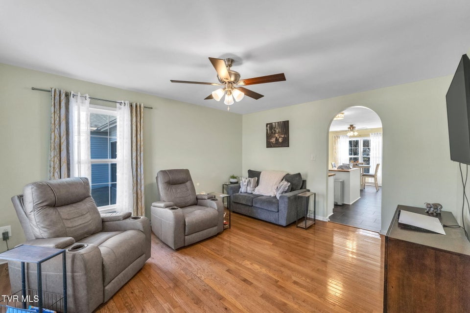 Photo #15: 18408 Fortunes Way