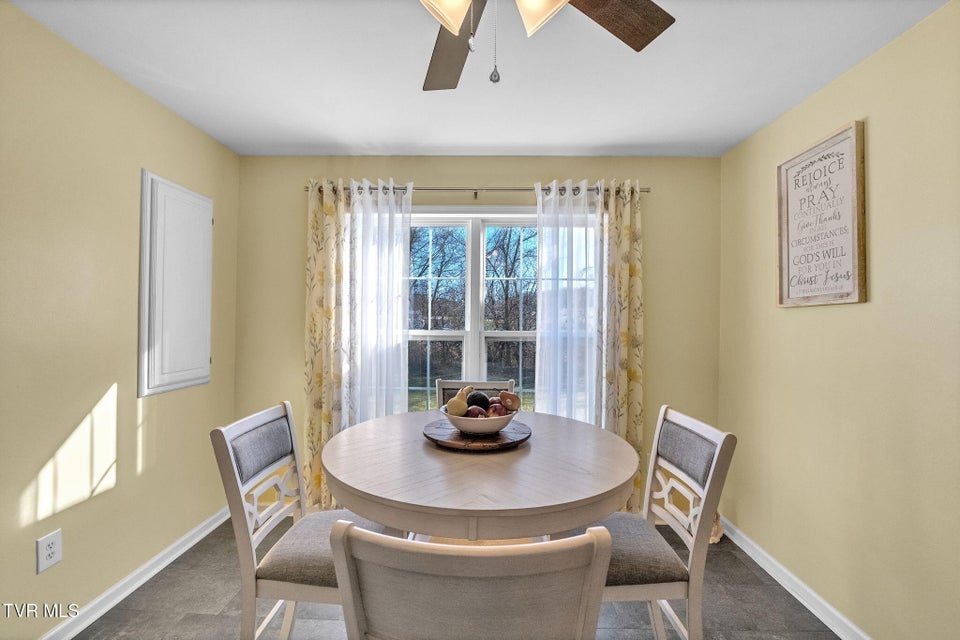 Photo #16: 18408 Fortunes Way