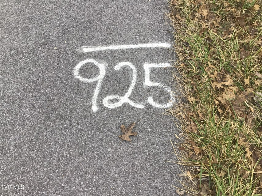 Photo #5: 925 Collins Road