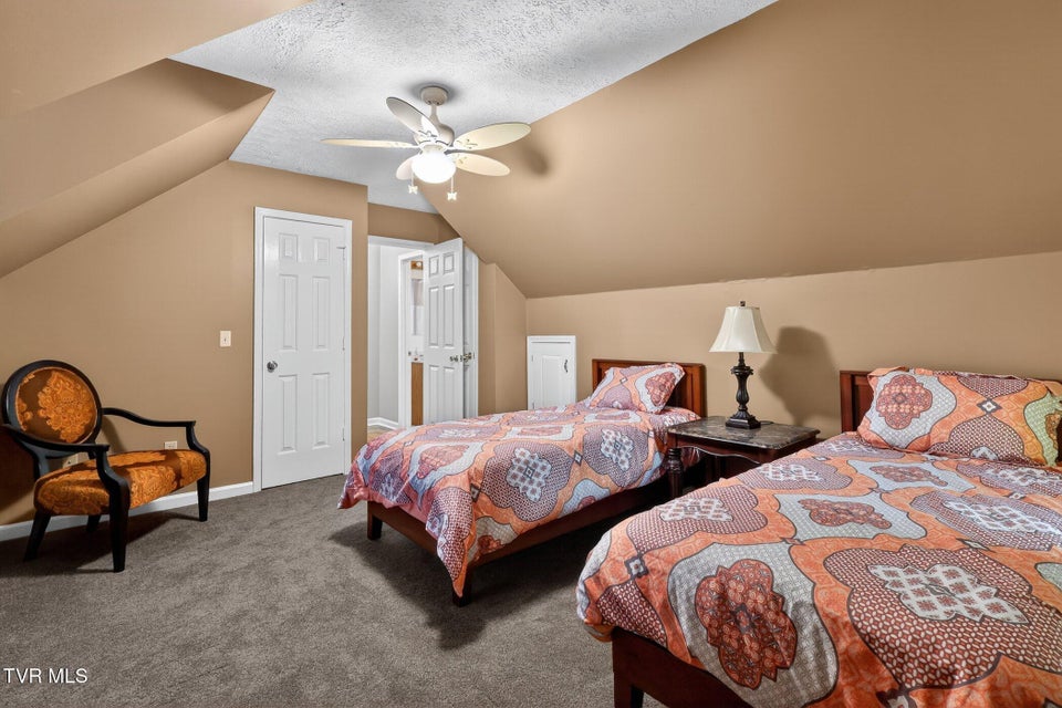 Photo #28: 347 Deel Street